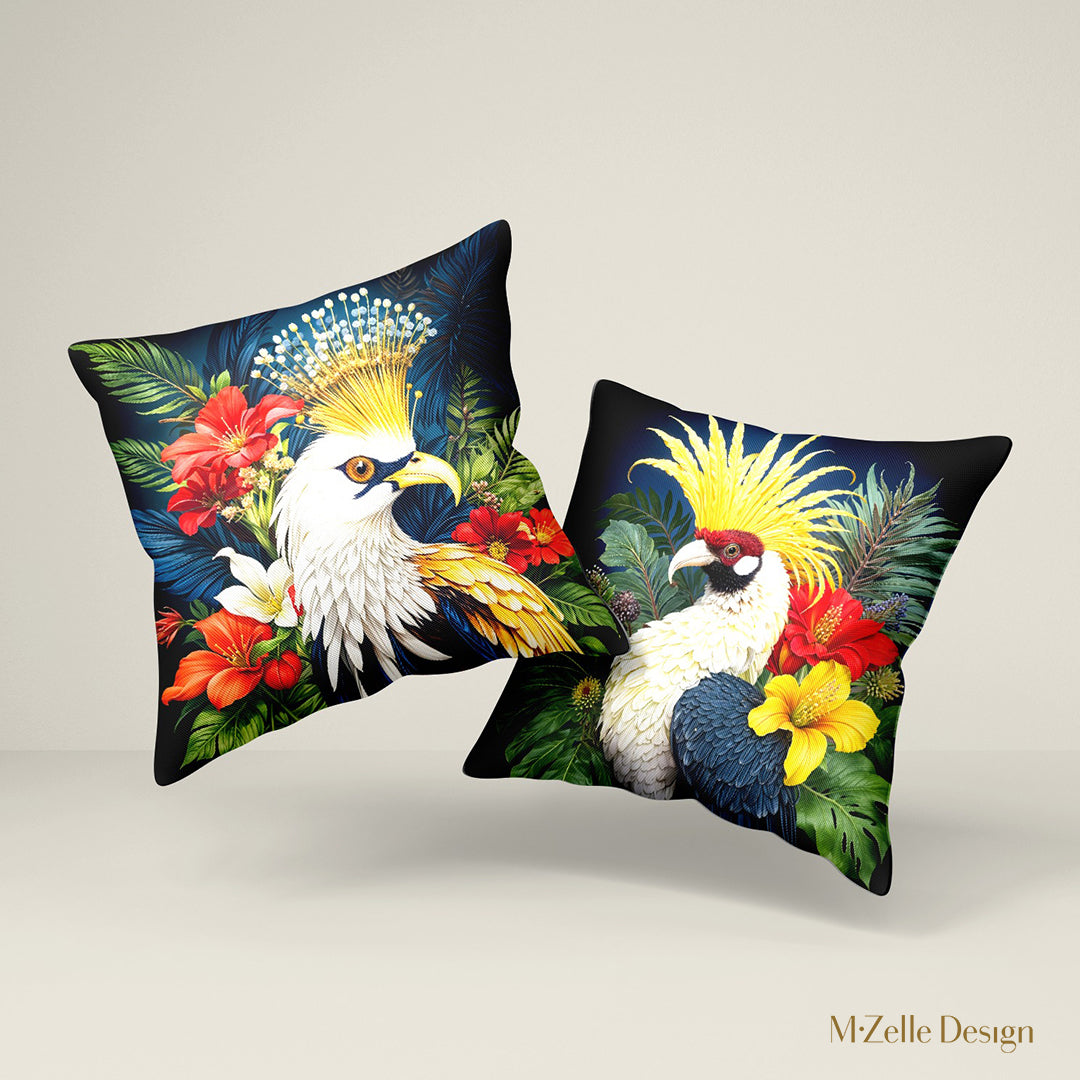 Coussin pour la décoration intérieur thème OISEAUX Mzelle Design - Un oiseau au plumage coloré et au panache spectaculaire.