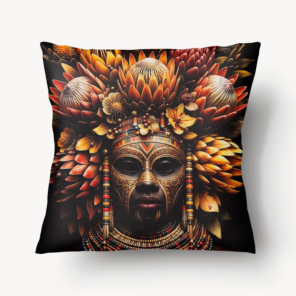 Housse de Coussin AFRIQUE Mzelle design -  Masque africain orné d'une Parure de fleurs et de perles sur fond noir