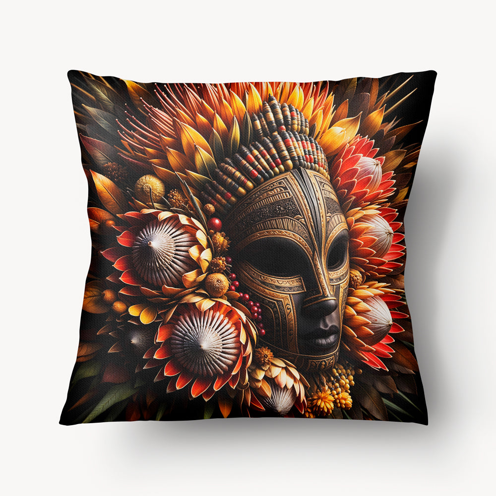 Housse de Coussin AFRIQUE Mzelle design -  Masque africain orné d'une Parure de feuilles et de perles sur fond noir