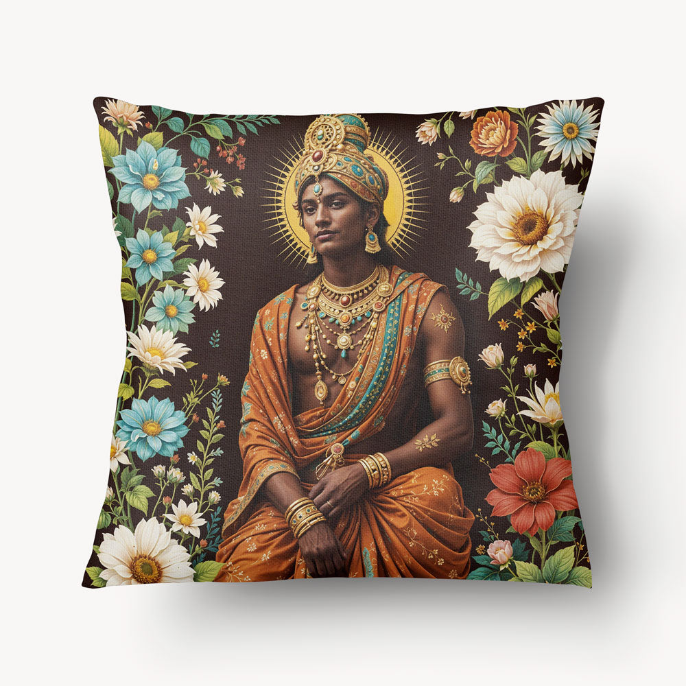 Housse de Coussin INDE Mzelle Design - Portrait d'un prince hindou en sari avec des bijoux et des fleurs