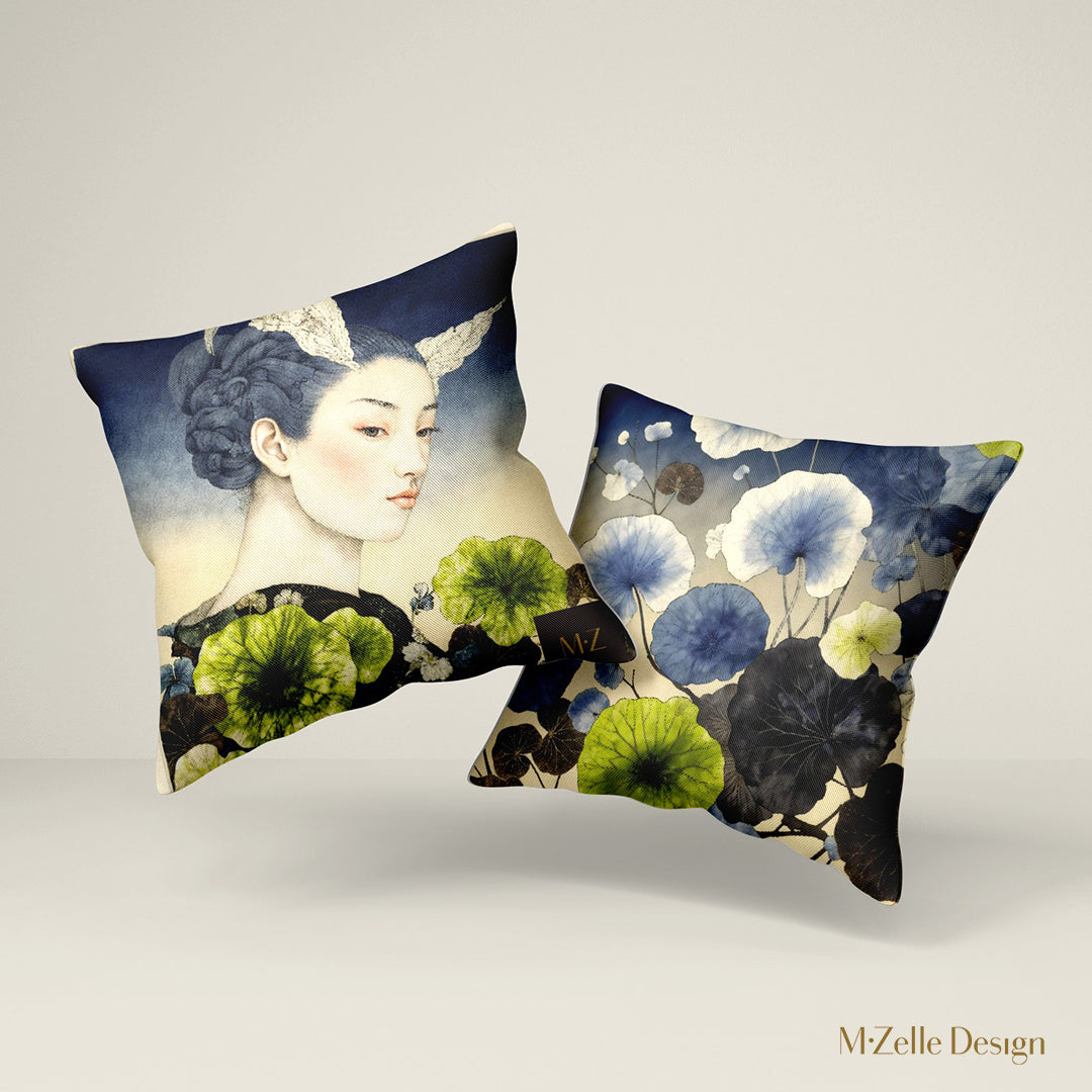 coussin carré Mzelle Design décoration japon, motif onirique geisha et fleurs stylisées bleu, vert, marron, composition raffinée recto et verso.