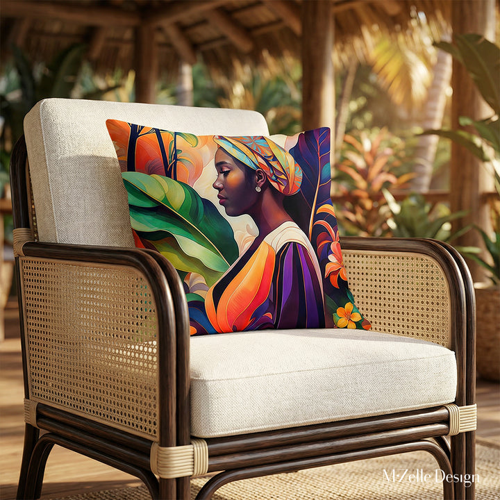 Photographie de décoration d'hotel aux Caraibes, un superbe fauteuil contemporain en rotin verni foncé orné d'un large coussin coloré mzelle design, l'assise et le dossier sont en tissu texturé blanc cassé, cannage écru sur les côtés. 