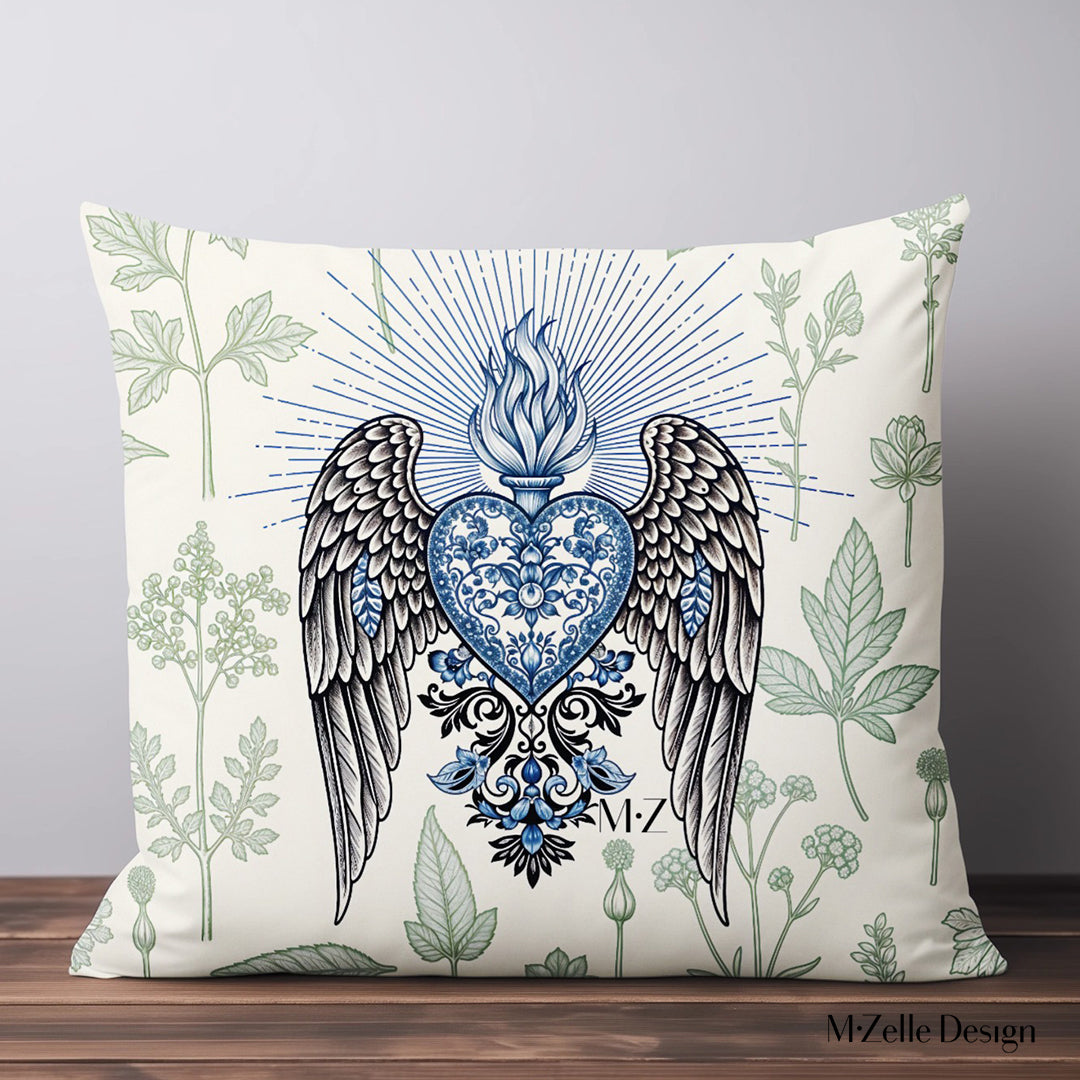 Housse de Coussin EX VOTO Mzelle design - motif coeur bleu avec des ailes et une flamme,  Herbier Vert sur fond écru 