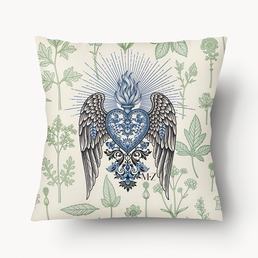 Housse de Coussin EX VOTO Mzelle design - motif coeur bleu avec des ailes et une flamme,  Herbier Vert sur fond écru 