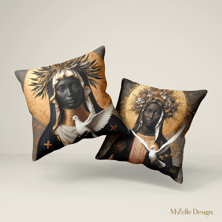 Coussins artistiques marque mzelle design, visage de MADONE Vierge Noire tenant une Colombe