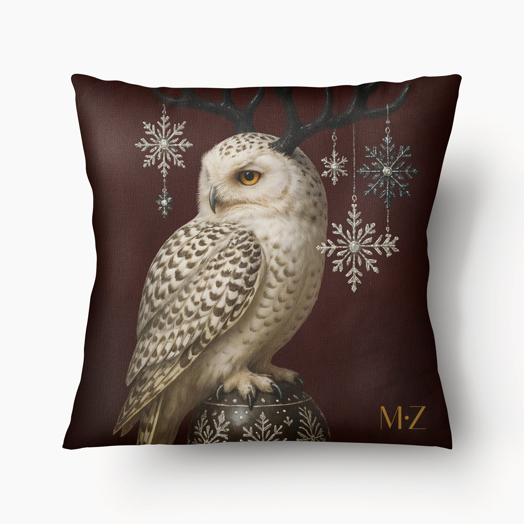 Housse de Coussin thème NOËL, mzelle design, motif fantaisie Grand Harfang des neiges portant des cornes de cerf