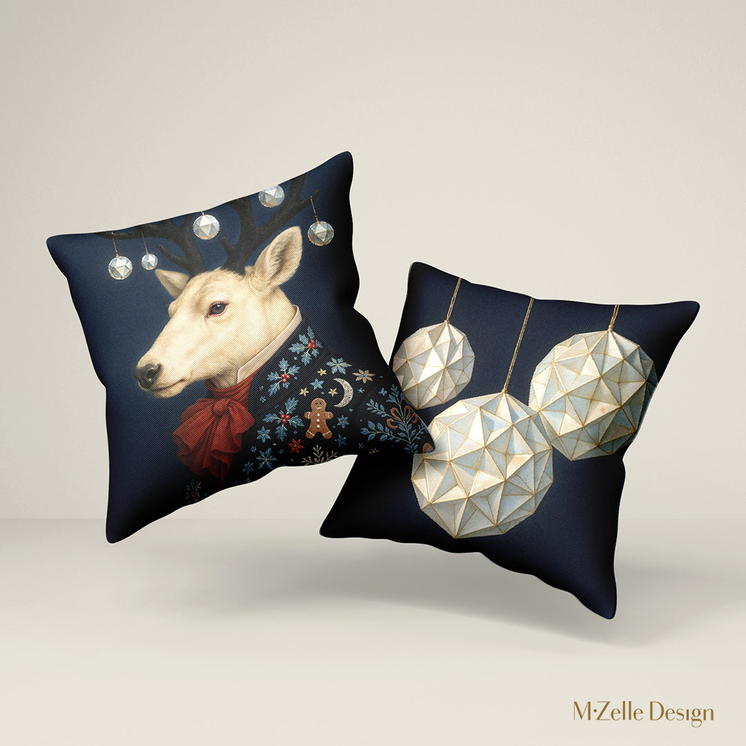 Coussin décoratif de Noël Mzelle Design, renne majestueux aux bois ornés de boules origami iridescentes, touche poétique et féerique 