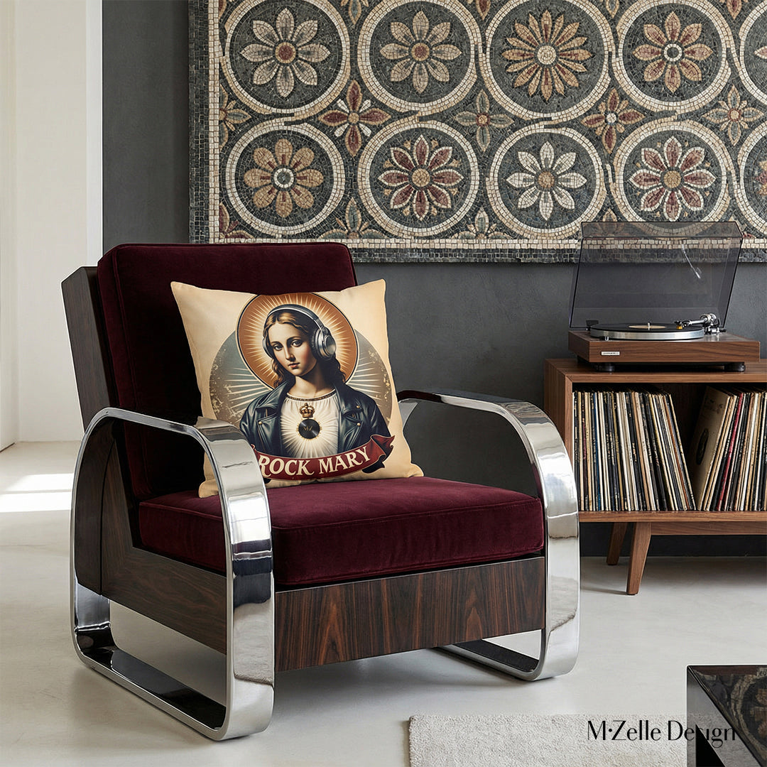 Photographie professionnelle de la décoration intérieure haut de gamme, vue de face d'un superbe fauteuil gris foncé aux finitions chromée, design futuriste avec une matière en bois sombre assises en velours, orné d'un large coussin motif vierge marie, dans la pièce les éléments de décoration s'inspirent d'une chapelle.