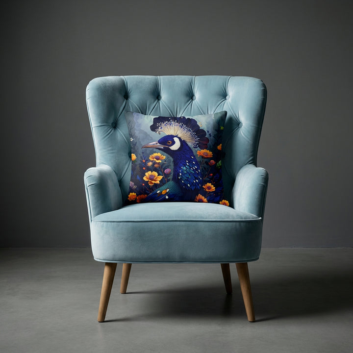 photographie professionnelle décoration de mobilier, fauteuil épuré bleu de style crapaud écru capitonné avec un coussin mzelle design motif oiseau posé dessus, placé dans un décor neutre.