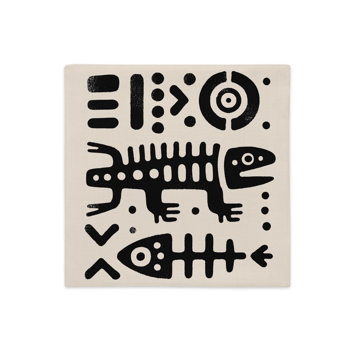 Housse graphique de décoration de la marque MZelle Design, sur fond clair un motif noir représente un animal tribal, style rupestre moderne