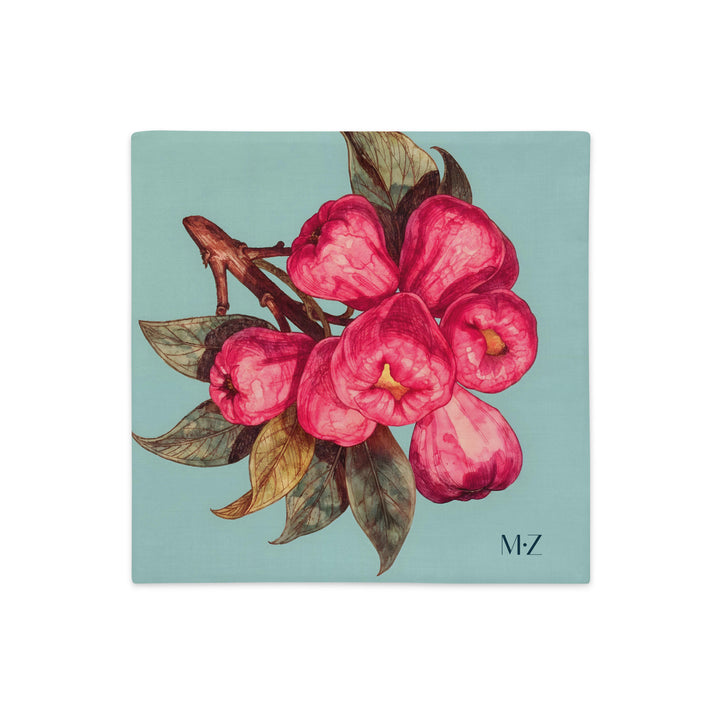 Housse de coussin aspect lin MZelle Design, motif subtile et artistique de fruits pommes malacca roses su fond turquoise.