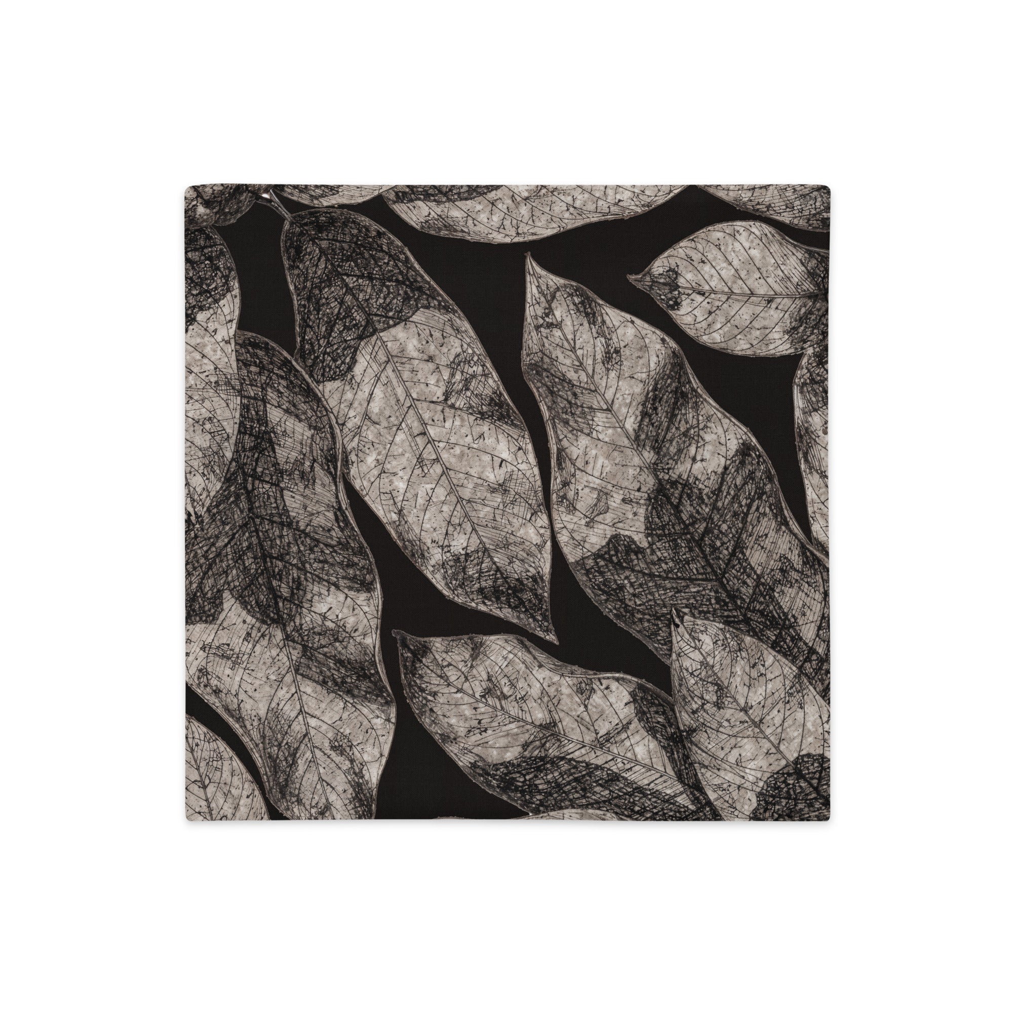 Housse décorative Coussin motif feuilles sur tissu d'aspect lin, mzelle design, design naturaliste de décoration tropicale élégante.