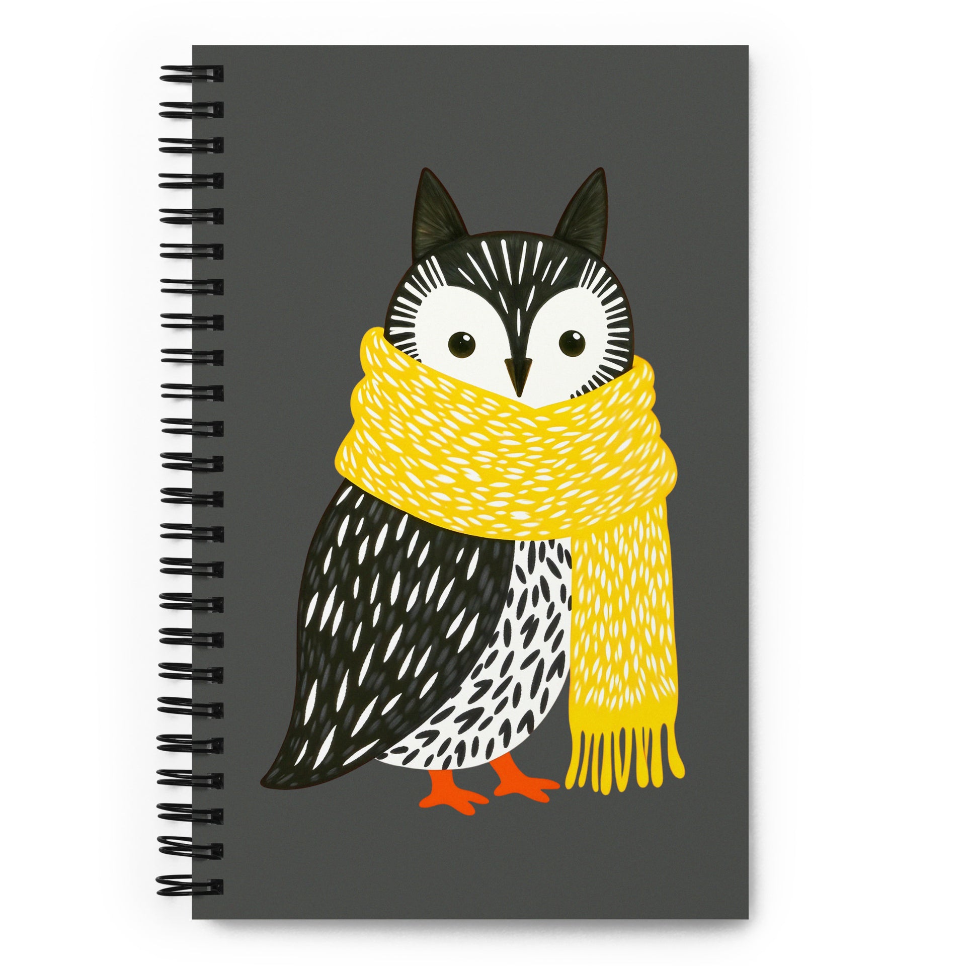 Carnet à spirale A5 MZelle Design Motif illustré moderne de hibou mignon avec une écharpe jaune, recto et verso sur un fond uni gris
